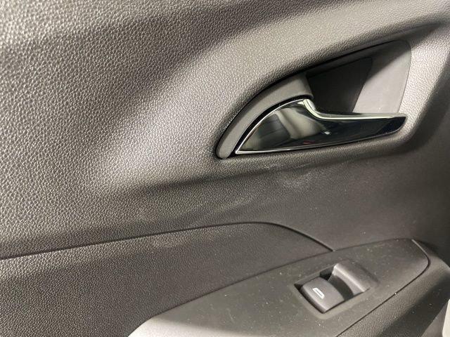 2025 Chevrolet Trax Vehicle Photo in PHOENIX, AZ 85014-3381