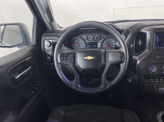 2023 Chevrolet Silverado 1500 Vehicle Photo in MEDINA, OH 44256-9001