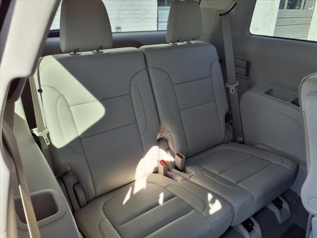 2022 GMC Acadia Vehicle Photo in LYNDHURST, NJ 07071-2008