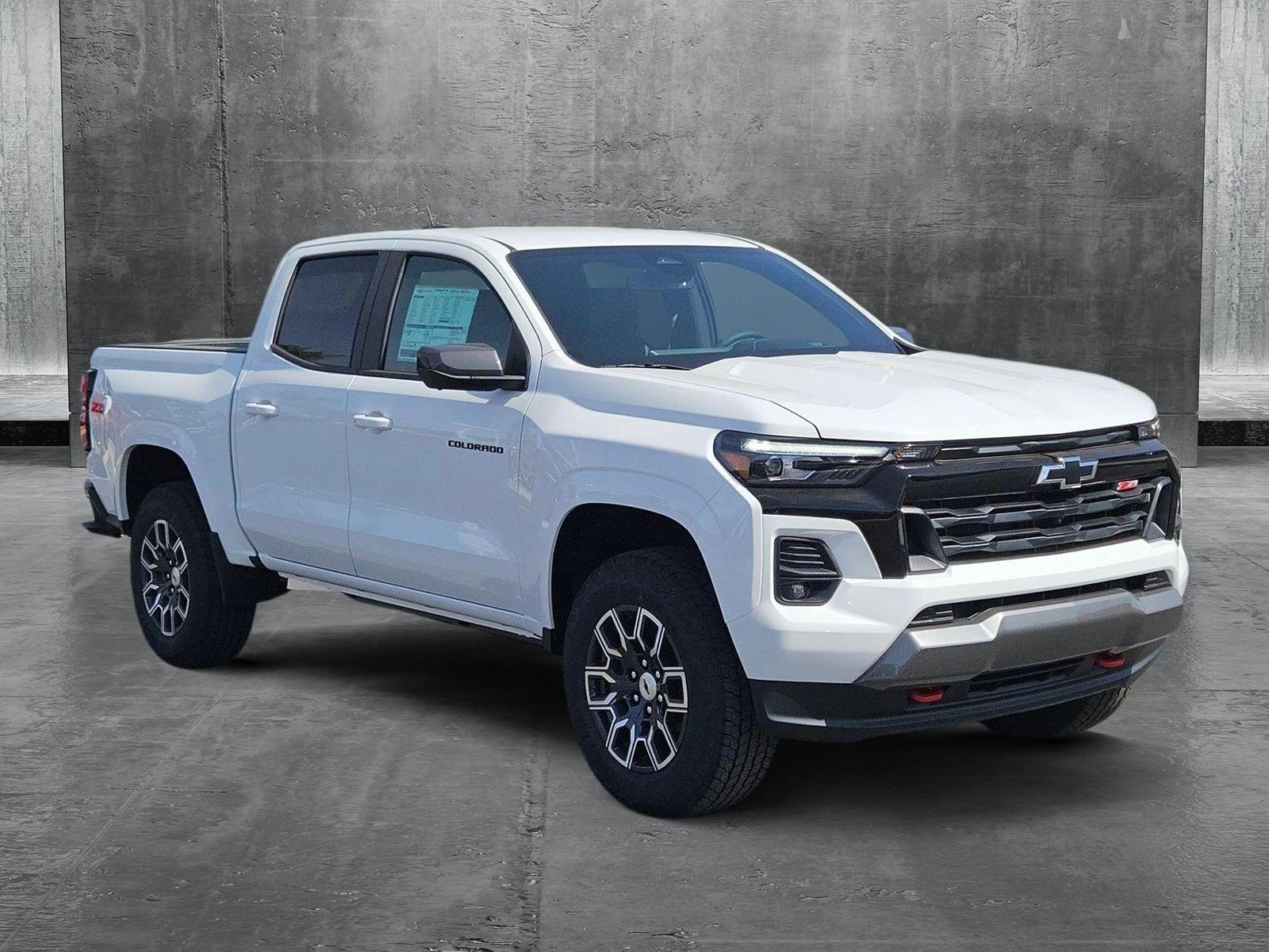 2025 Chevrolet Colorado Vehicle Photo in GILBERT, AZ 85297-0446
