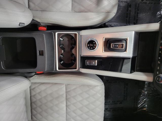 2024 Mitsubishi Outlander Vehicle Photo in APPLETON, WI 54914-4656