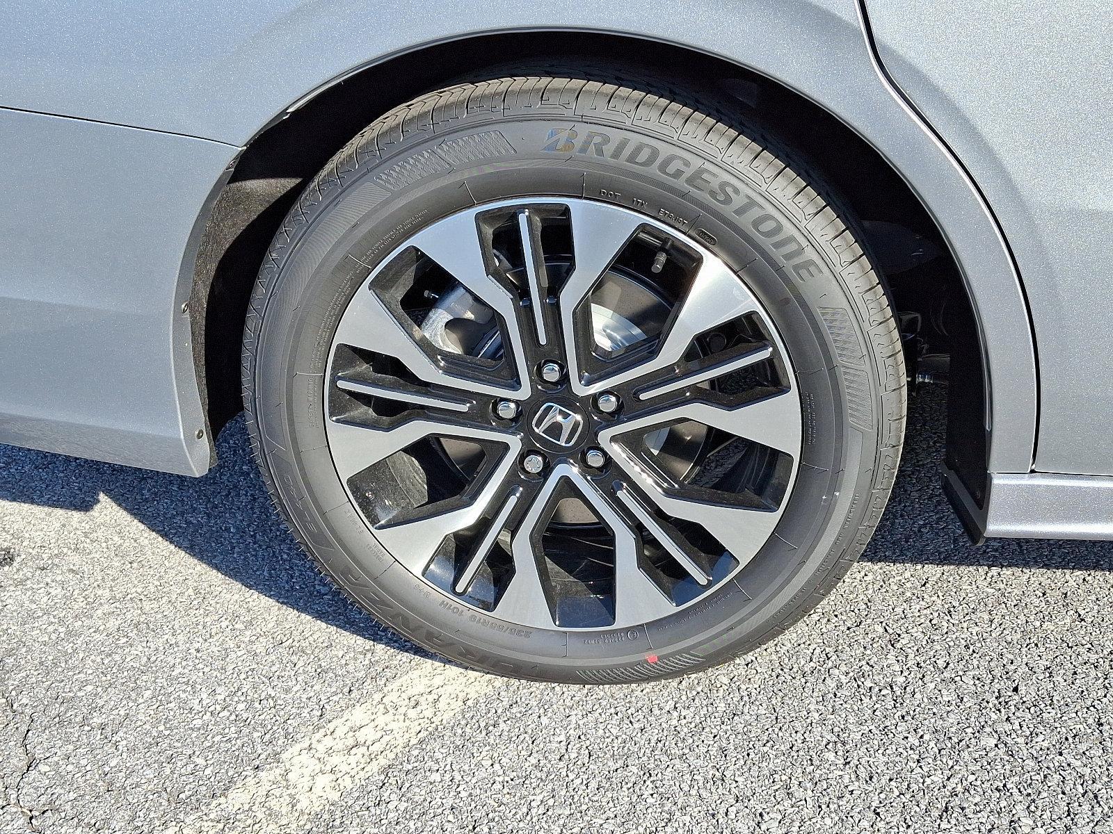 2025 Honda Odyssey Vehicle Photo in Harrisburg, PA 17111