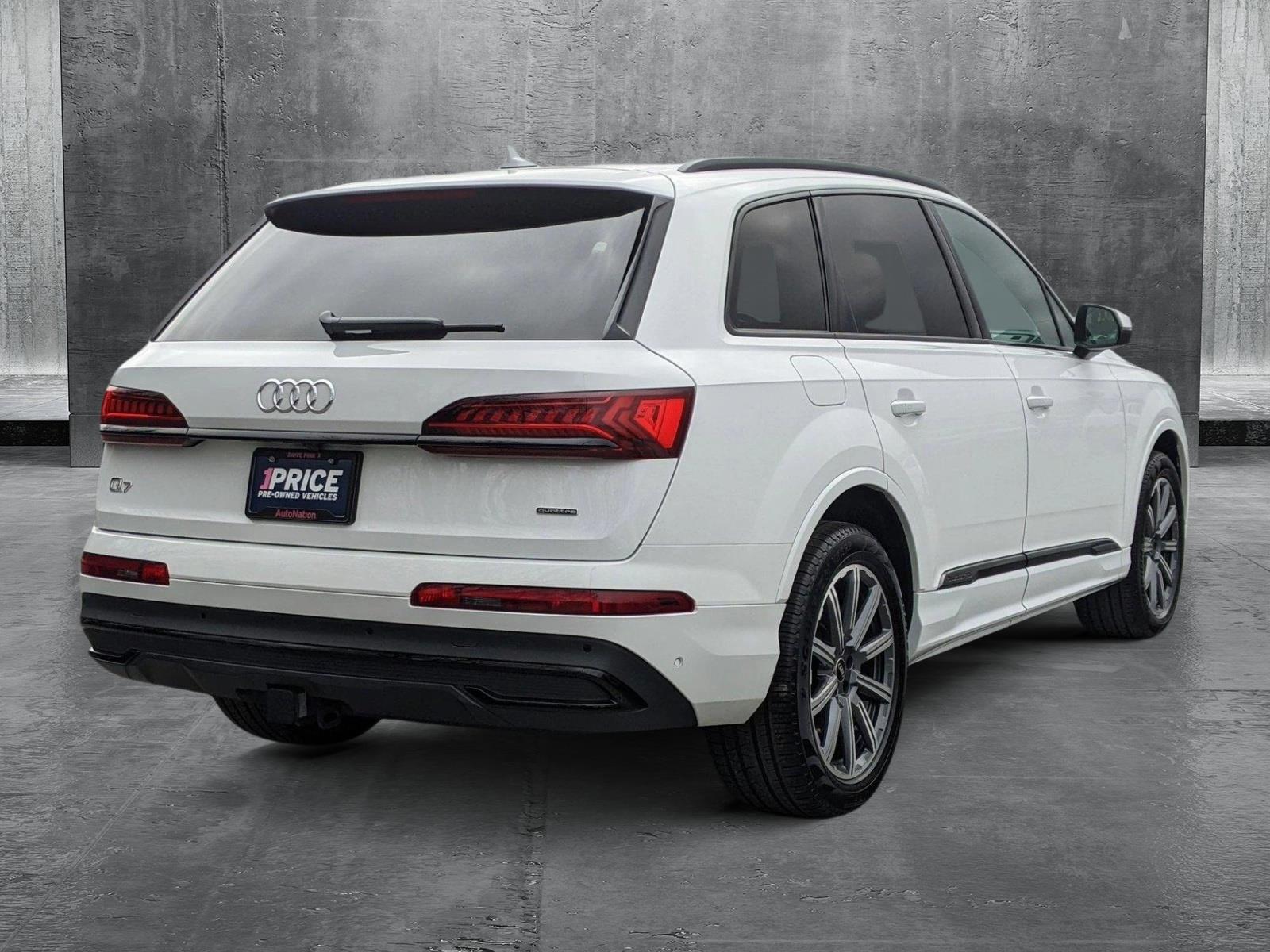 2023 Audi Q7 Vehicle Photo in Cockeysville, MD 21030
