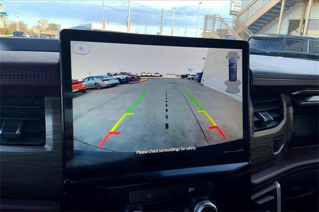 2022 Ford Expedition Vehicle Photo in TOPEKA, KS 66609-0000