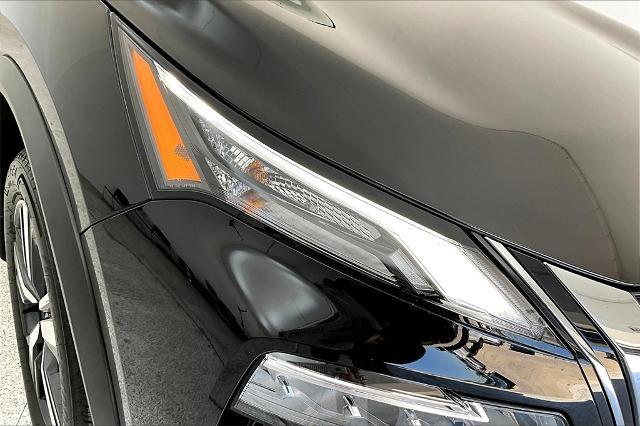 2023 Nissan Rogue Vehicle Photo in Grapevine, TX 76051
