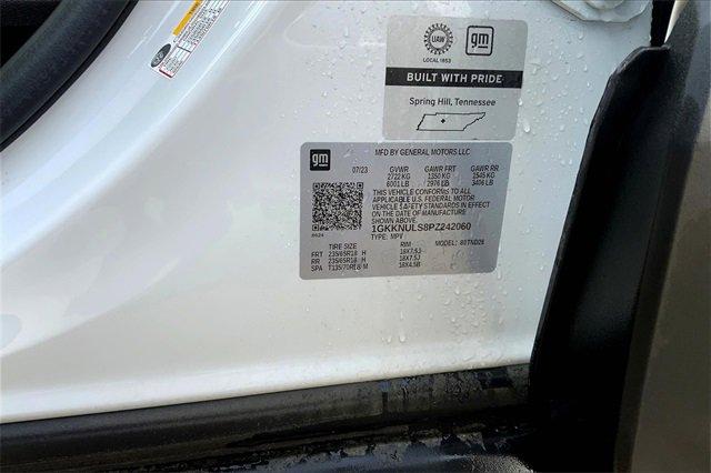2023 GMC Acadia Vehicle Photo in TOPEKA, KS 66609-0000
