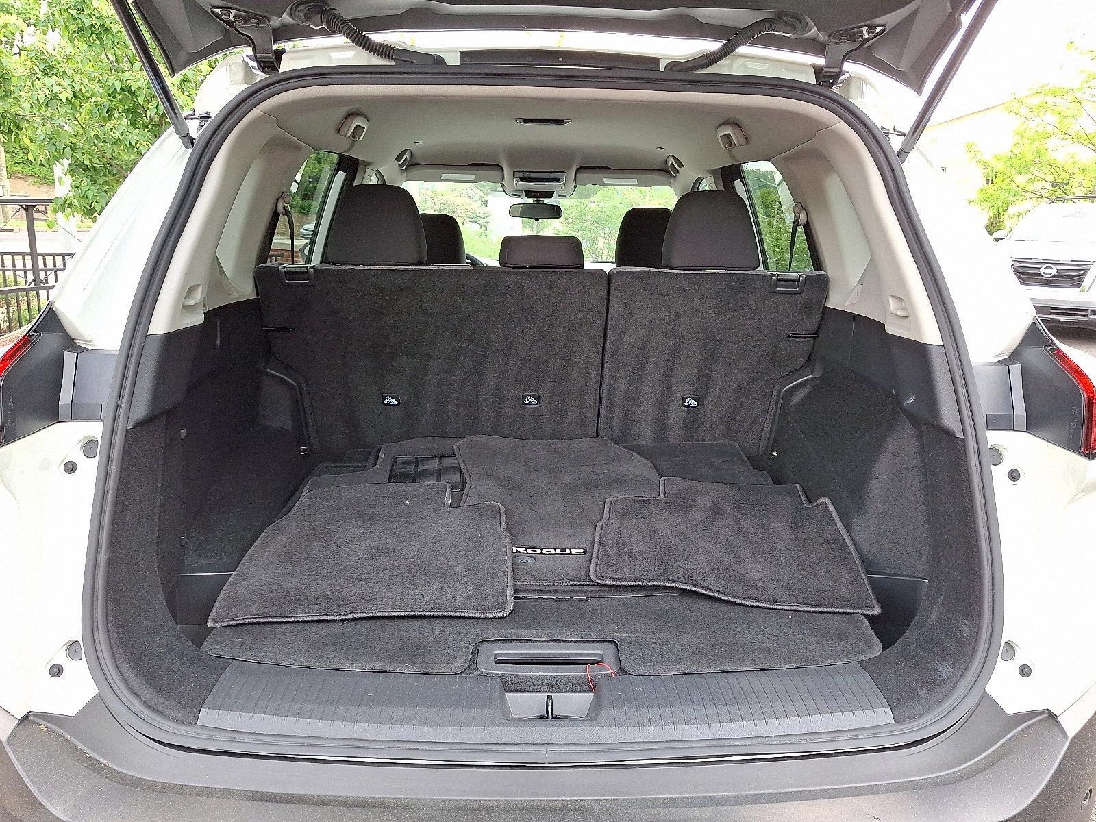 2023 Nissan Rogue Vehicle Photo in Jenkintown, PA 19046