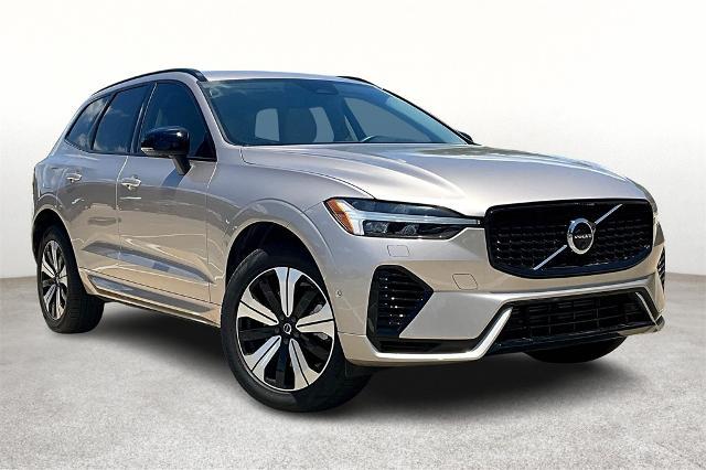 2025 Volvo XC60 Plug-In Hybrid Vehicle Photo in Houston, TX 77007