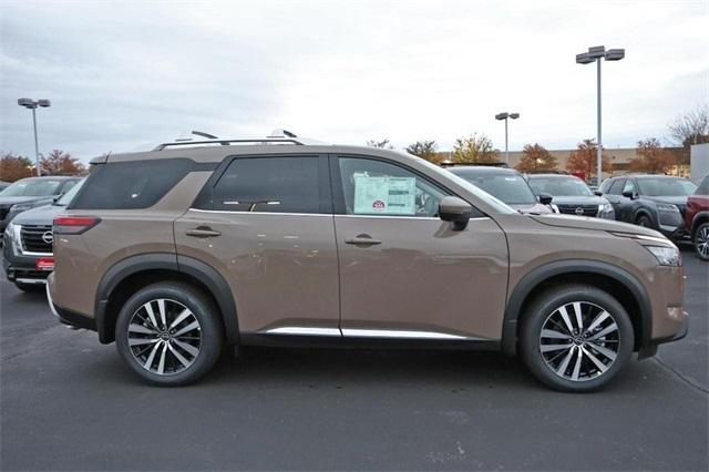 2025 Nissan Pathfinder Vehicle Photo in Hazelwood, MO 63042