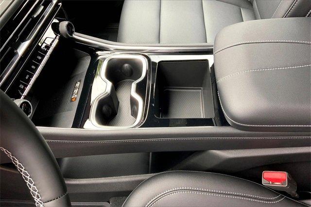 2025 Chevrolet Traverse Vehicle Photo in KANSAS CITY, MO 64114-4502