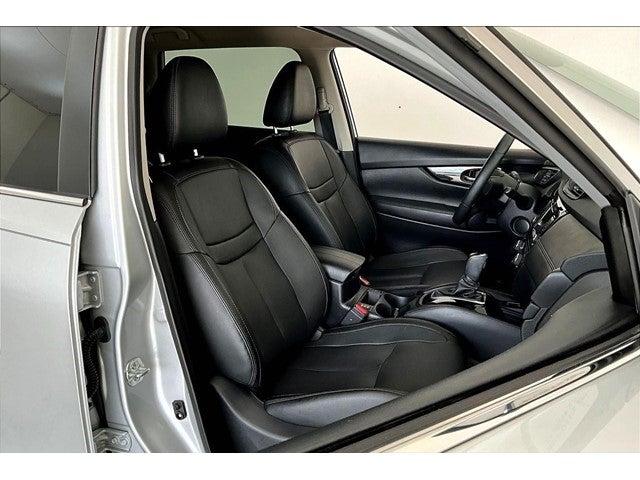 2019 Nissan Rogue Vehicle Photo in Grapevine, TX 76051