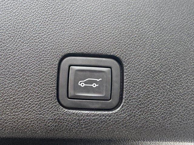 2023 Cadillac XT6 Vehicle Photo in LEOMINSTER, MA 01453-2952