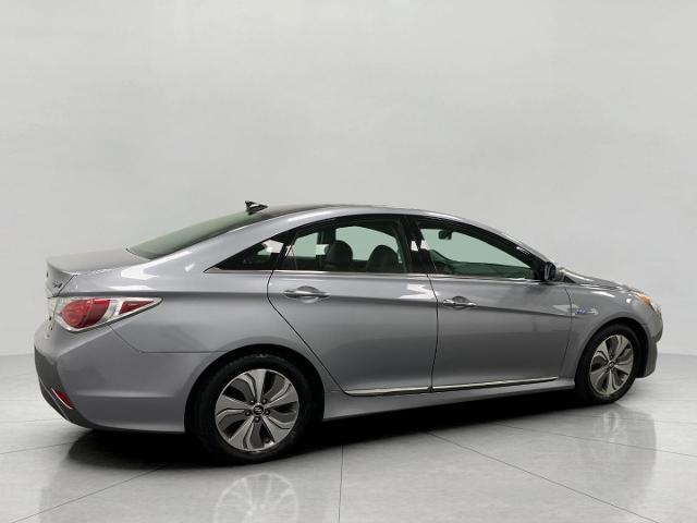 2014 Hyundai SONATA Hybrid Vehicle Photo in Appleton, WI 54913