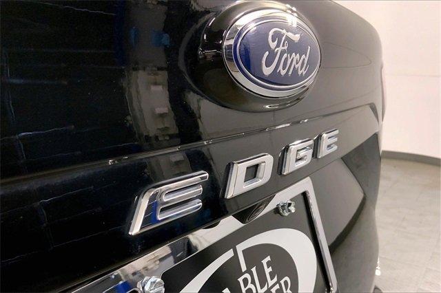 2024 Ford Edge Vehicle Photo in INDEPENDENCE, MO 64055-1314