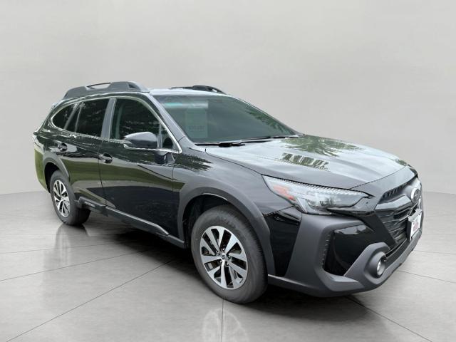 2025 Subaru Outback Vehicle Photo in Neenah, WI 54956
