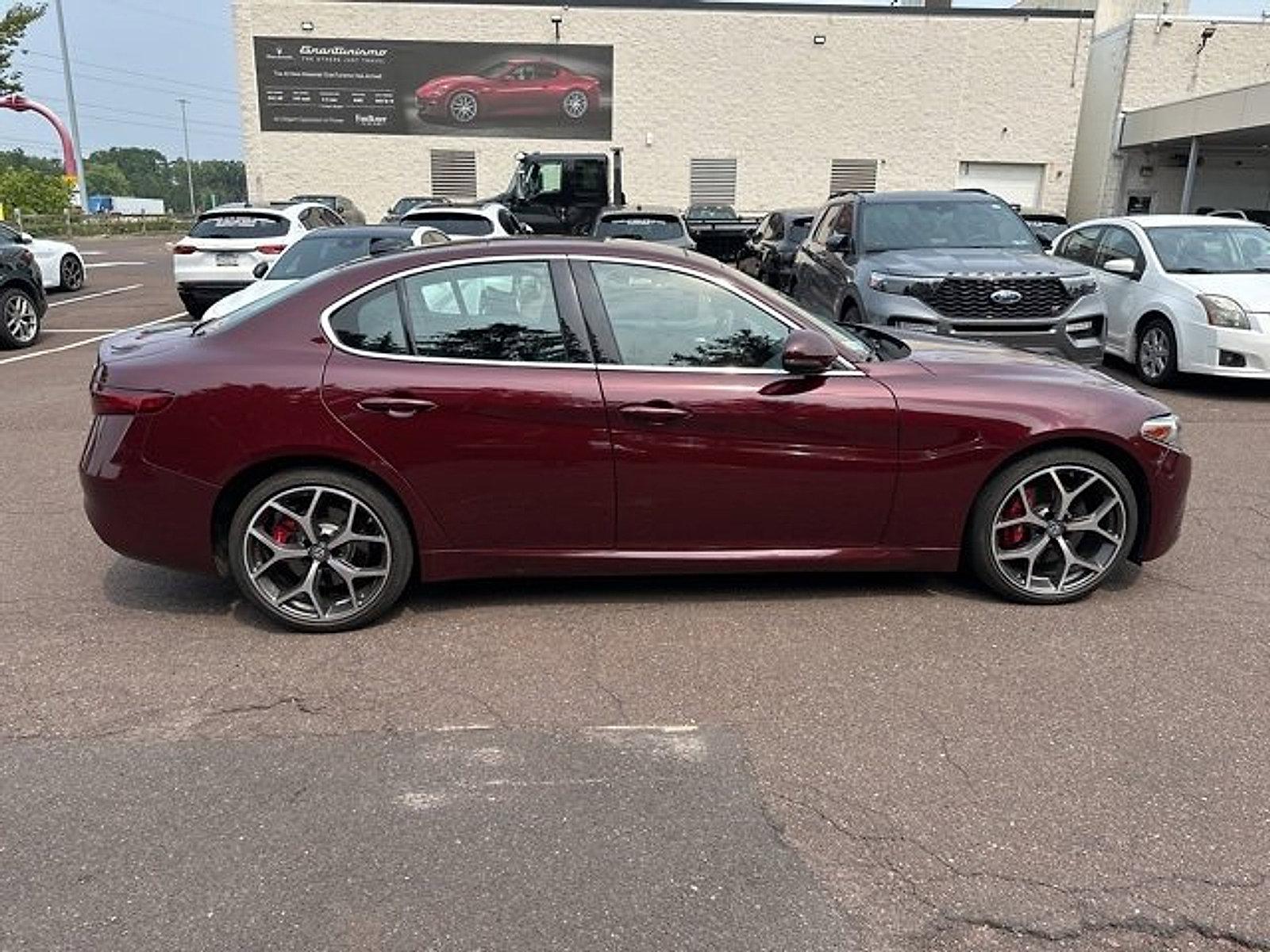 2019 Alfa Romeo Giulia Vehicle Photo in Willow Grove, PA 19090