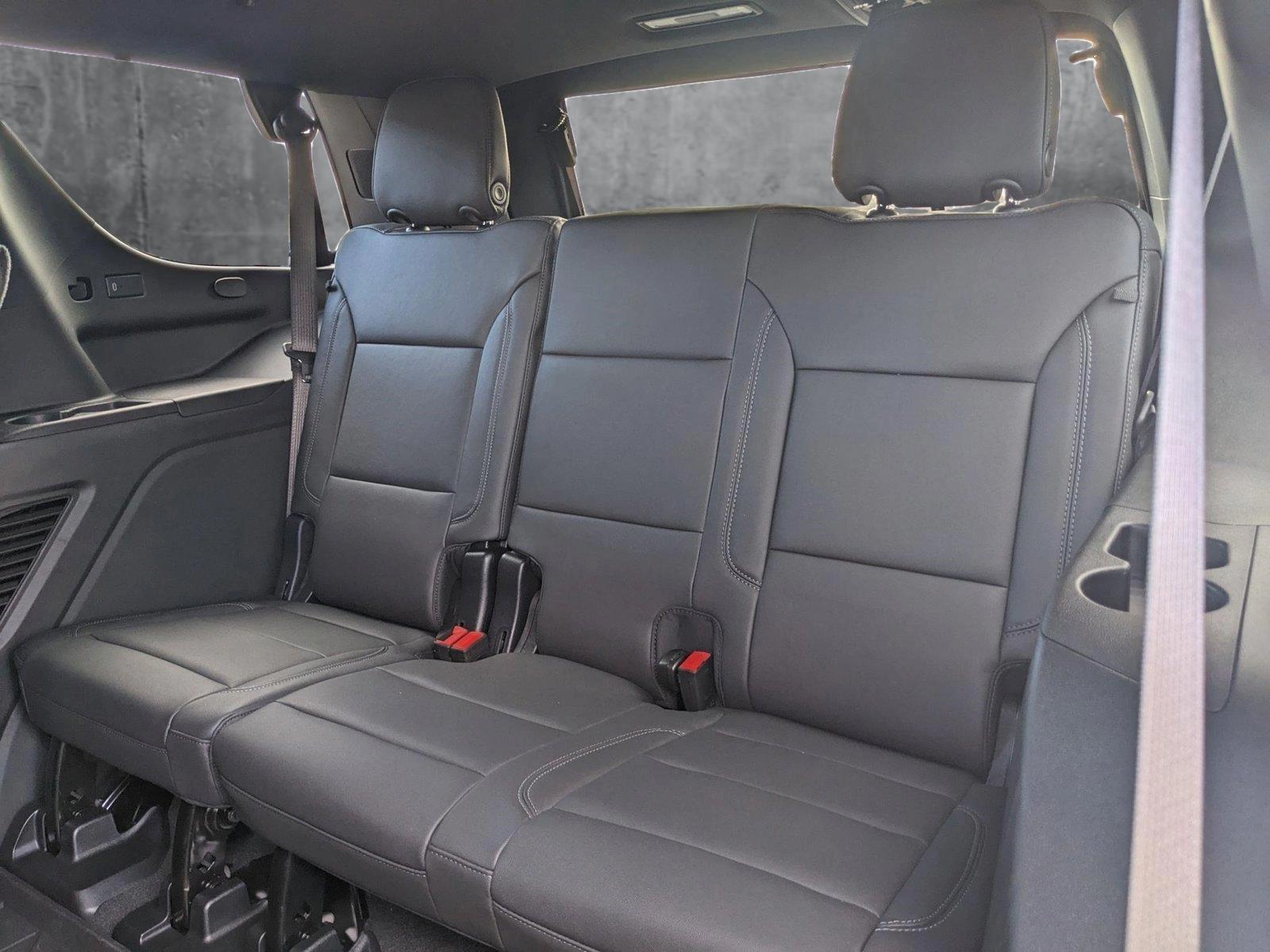 2025 Chevrolet Tahoe Vehicle Photo in HOUSTON, TX 77034-5009