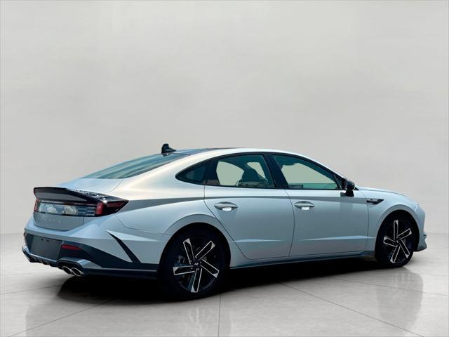 2025 Hyundai SONATA Vehicle Photo in Green Bay, WI 54304