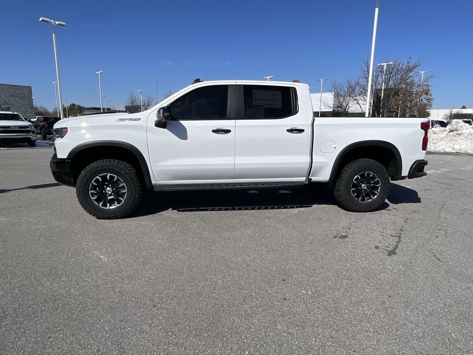 2025 Chevrolet Silverado 1500 Vehicle Photo in BENTONVILLE, AR 72712-4322