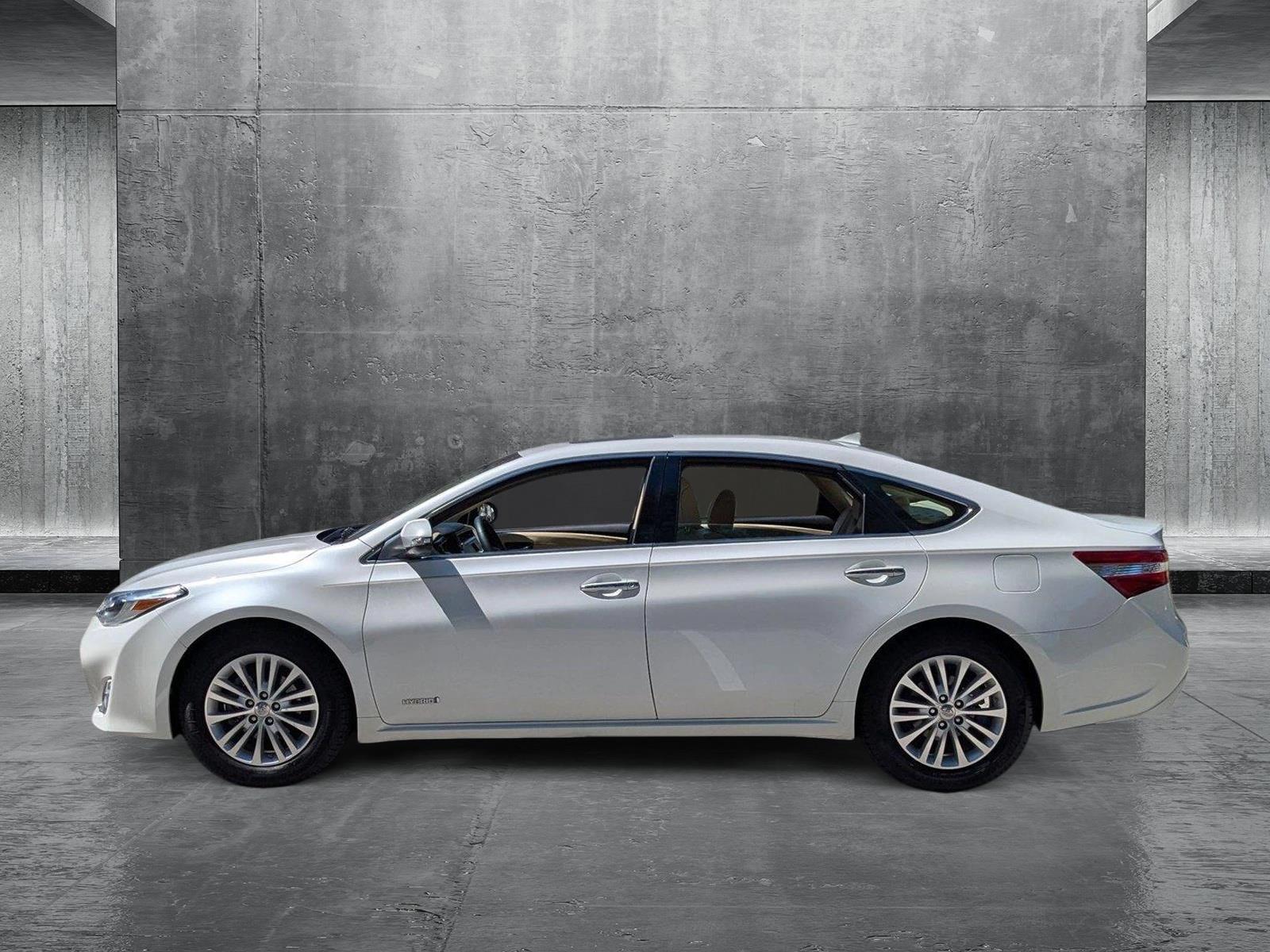 2014 Toyota Avalon Hybrid Vehicle Photo in West Palm Beach, FL 33417