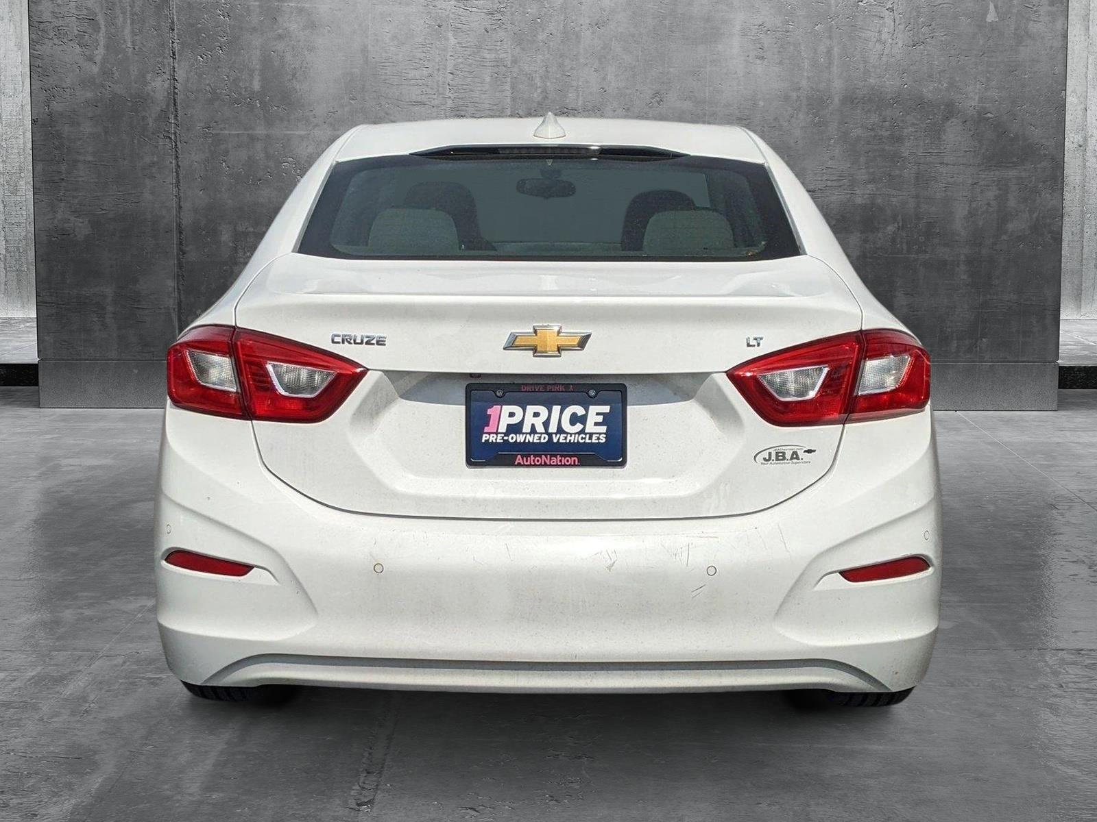 2019 Chevrolet Cruze Vehicle Photo in Cockeysville, MD 21030