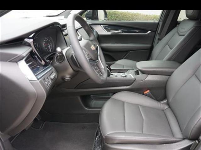 2025 Cadillac XT5 Vehicle Photo in TAMPA, FL 33612-3404