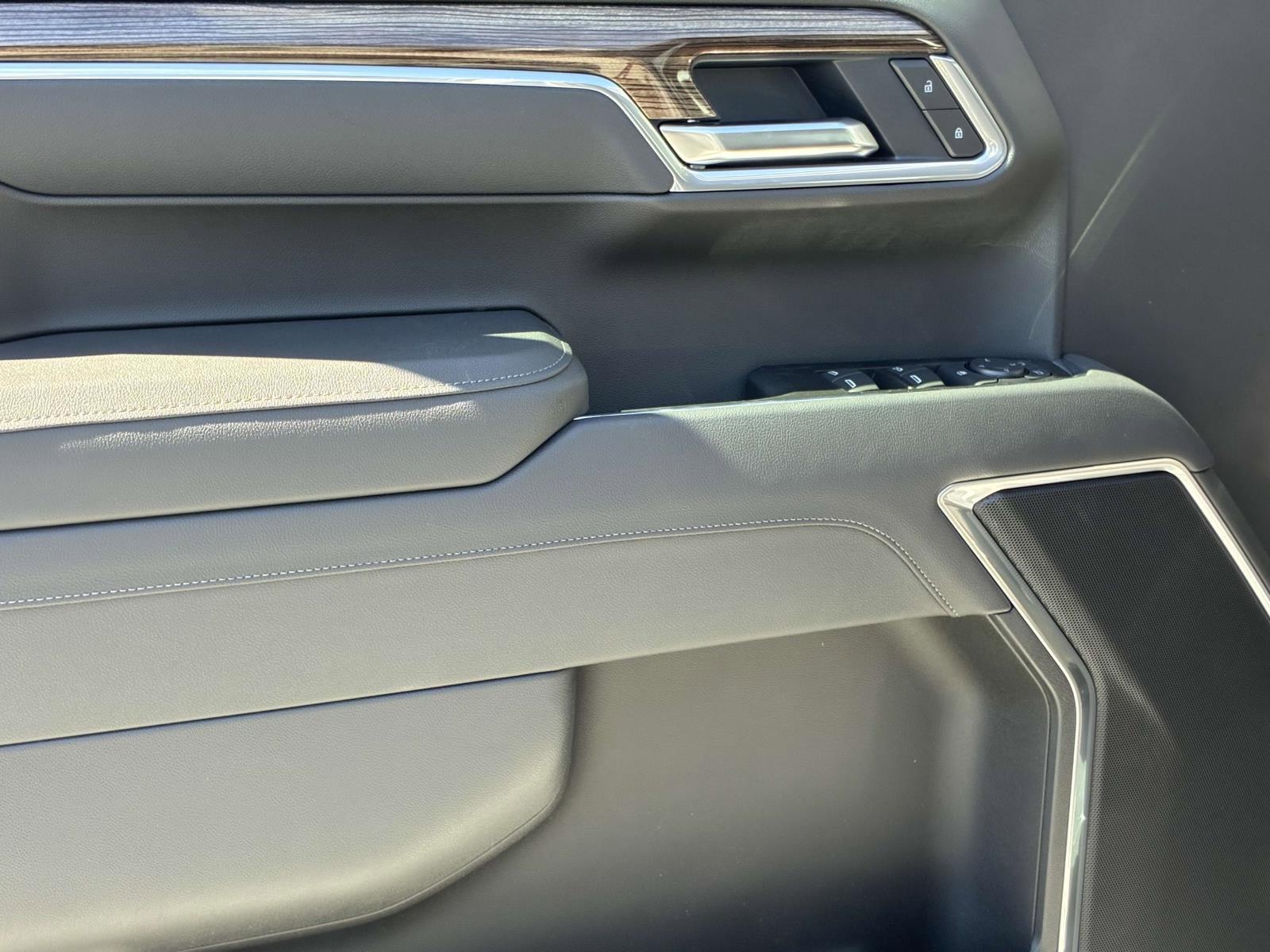 2025 Chevrolet Silverado 1500 Vehicle Photo in LOS ANGELES, CA 90007-3794