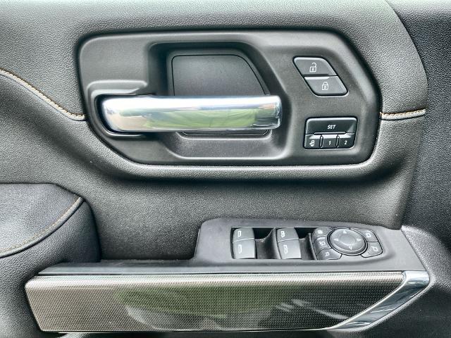 2023 GMC Sierra 2500 HD Vehicle Photo in WILLIAMSVILLE, NY 14221-2883