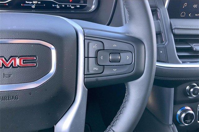 2024 GMC Yukon XL Vehicle Photo in INDEPENDENCE, MO 64055-1377