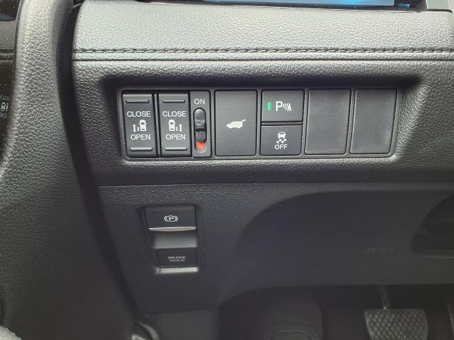 2025 Honda Odyssey Vehicle Photo in Oshkosh, WI 54904