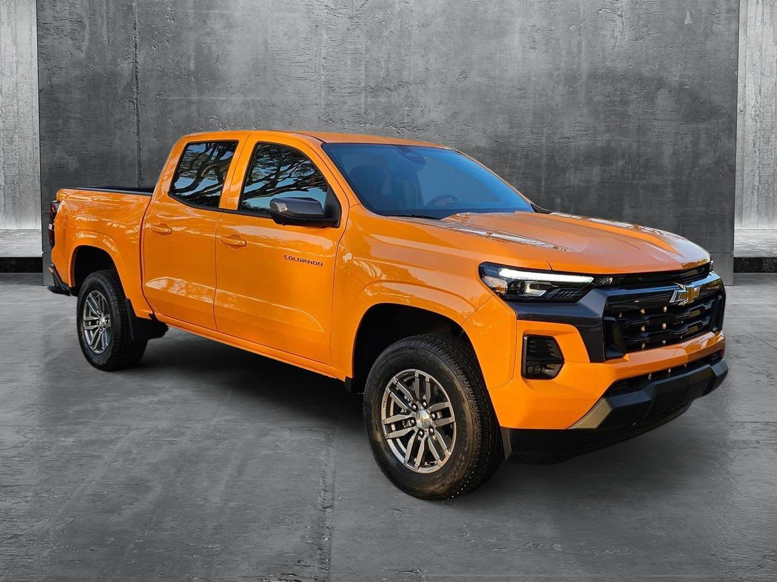 2025 Chevrolet Colorado Vehicle Photo in GREENACRES, FL 33463-3207