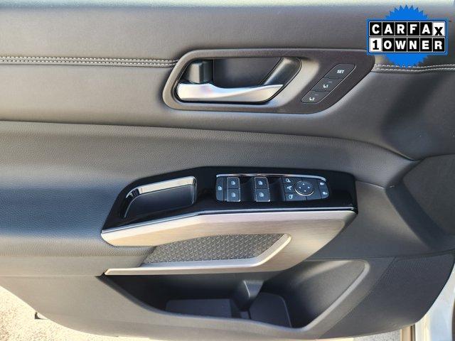 2024 Nissan Pathfinder Vehicle Photo in Ardmore, PA 19003