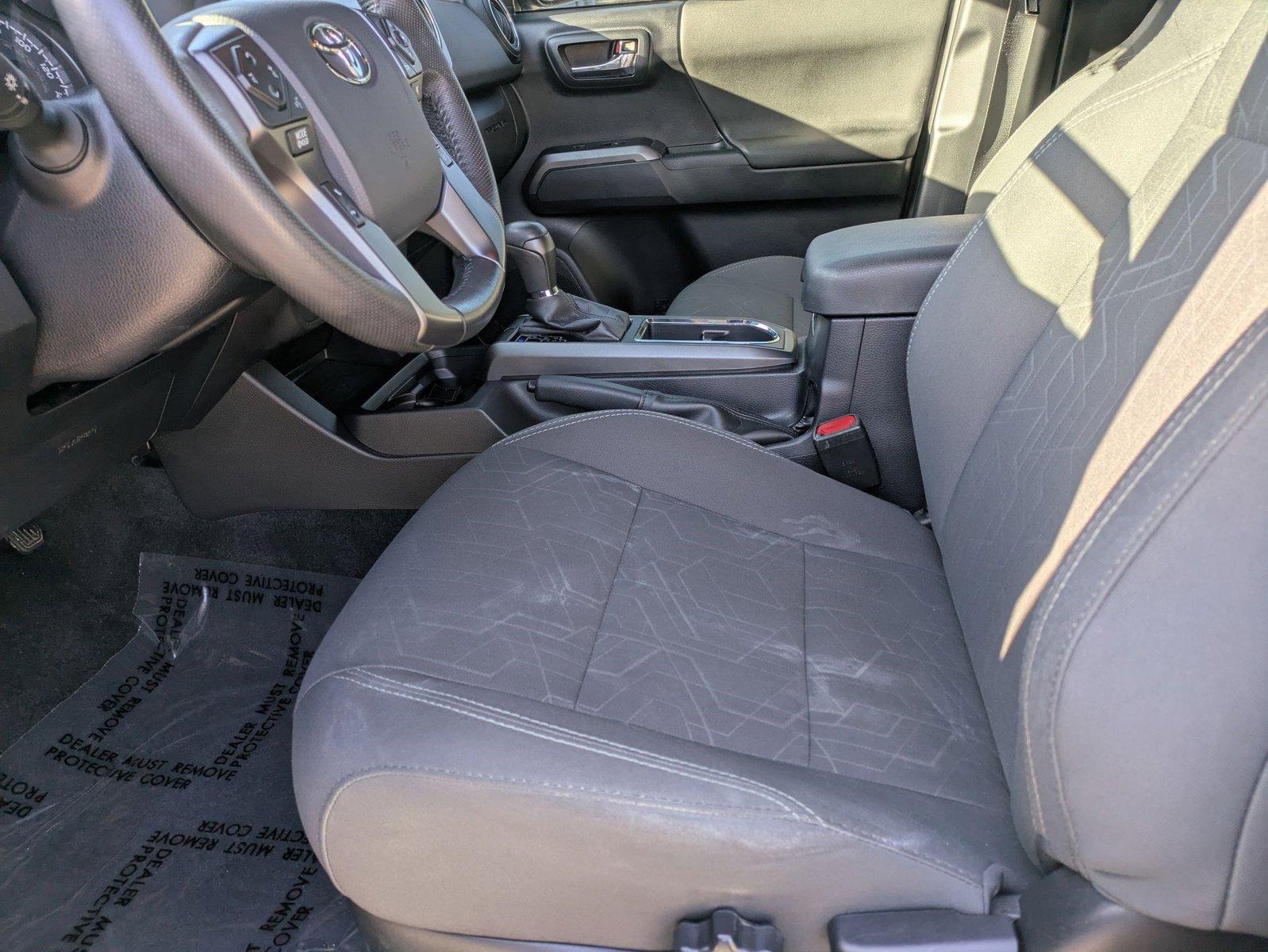 2018 Toyota Tacoma Vehicle Photo in Jacksonville, FL 32256