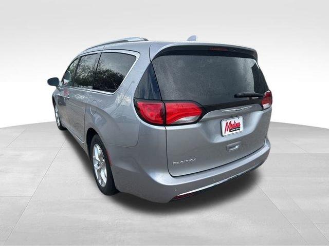 2018 Chrysler Pacifica Vehicle Photo in MEDINA, OH 44256-9631