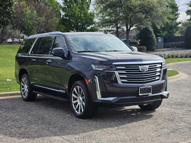 2022 Cadillac Escalade ESV Vehicle Photo in Fort Worth, TX 76132