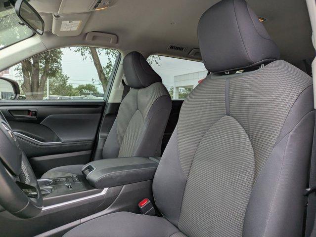 2021 Toyota Highlander Vehicle Photo in SELMA, TX 78154-1460