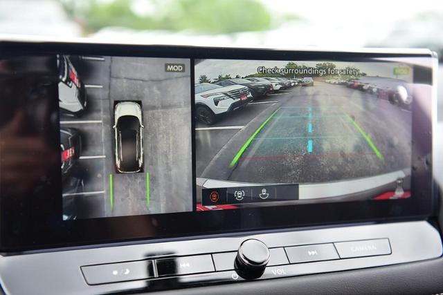2025 Nissan Rogue Vehicle Photo in Ballwin, MO 63011