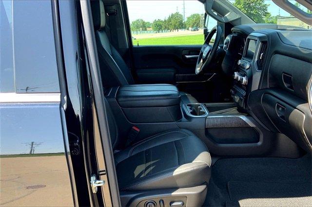 2023 GMC Sierra 2500 HD Vehicle Photo in TOPEKA, KS 66609-0000