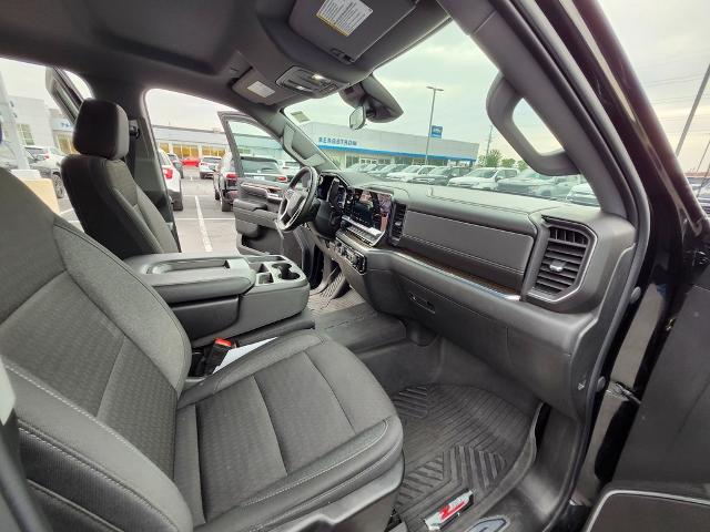 2024 Chevrolet Silverado 1500 Vehicle Photo in GREEN BAY, WI 54304-5303