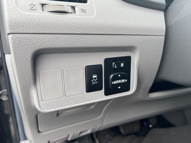 2010 Toyota Corolla Vehicle Photo in GREEN BAY, WI 54304-5303
