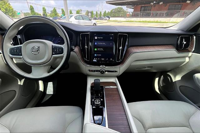 2022 Volvo XC60 Vehicle Photo in Houston, TX 77007