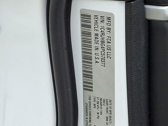 2023 Jeep Grand Cherokee Vehicle Photo in DANBURY, CT 06810-5034