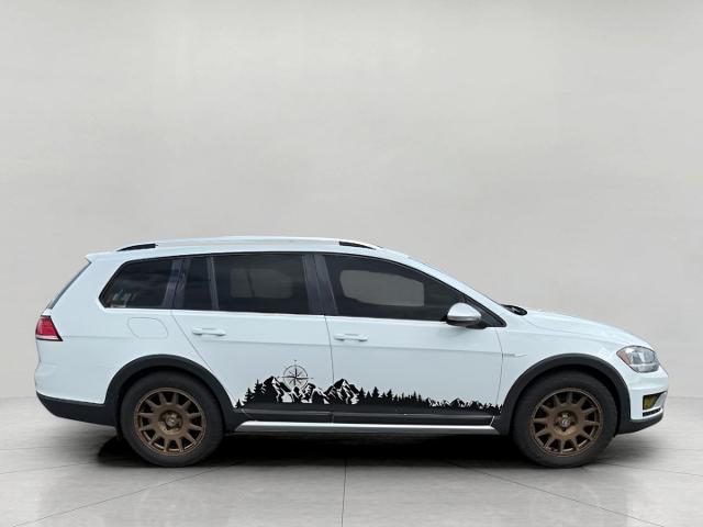 2019 Volkswagen Golf Alltrack Vehicle Photo in Neenah, WI 54956