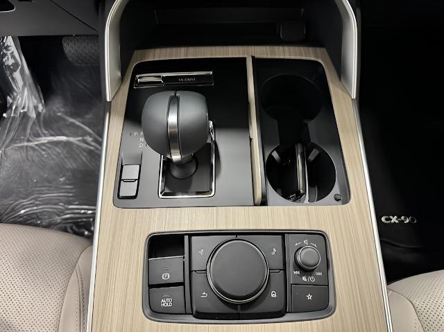 2025 Mazda CX-90 Vehicle Photo in Green Bay, WI 54304