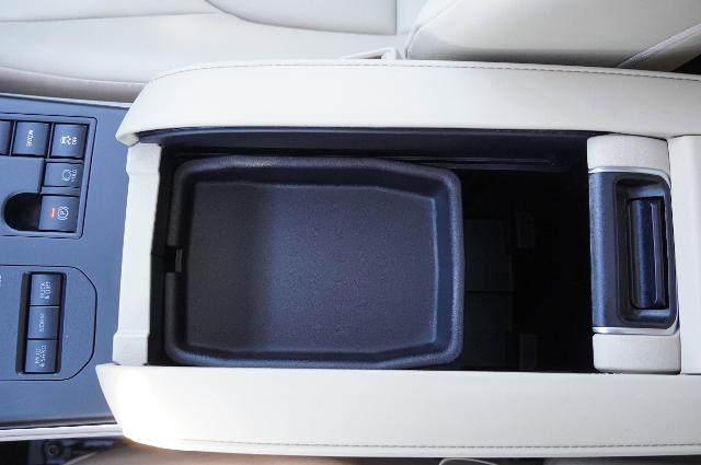 2025 Toyota Highlander Vehicle Photo in Riverdale, UT 84405