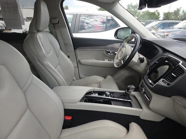 2022 Volvo XC90 Vehicle Photo in ENGLEWOOD, CO 80113-6708