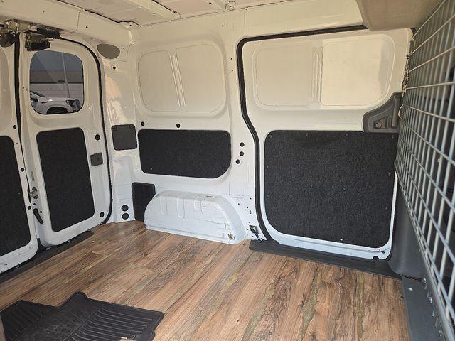 2014 Nissan NV200 Vehicle Photo in WATERTOWN, CT 06795-3318