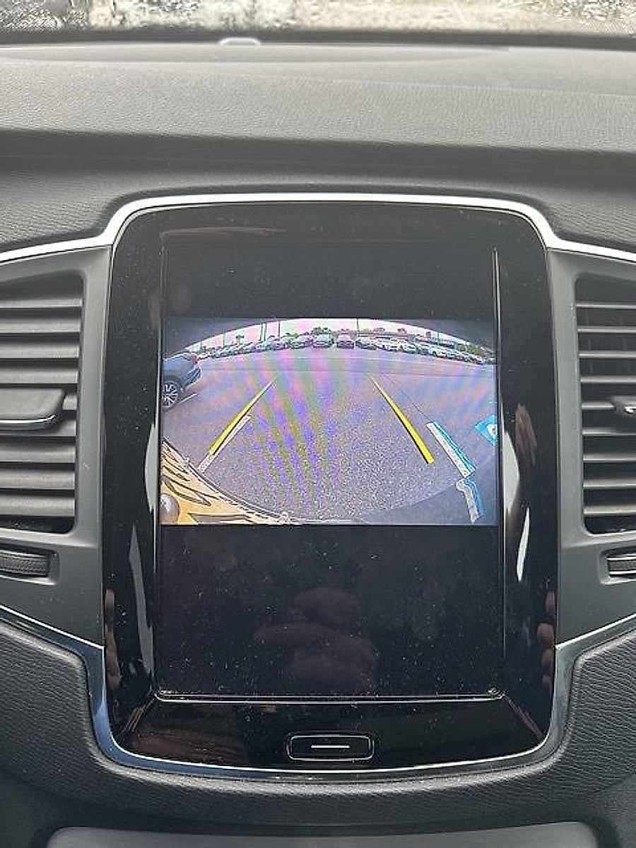 2021 Volvo XC90 Vehicle Photo in Trevose, PA 19053