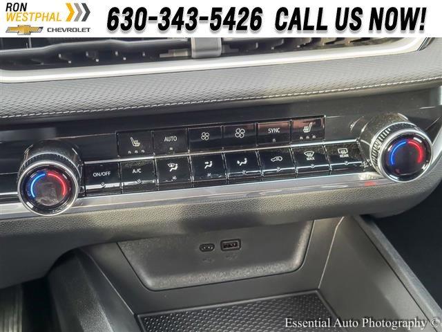 2025 Chevrolet Equinox Vehicle Photo in AURORA, IL 60503-9326