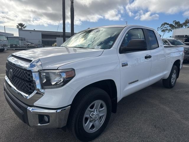 2018 Toyota Tundra 2WD Vehicle Photo in VENTURA, CA 93003-8585